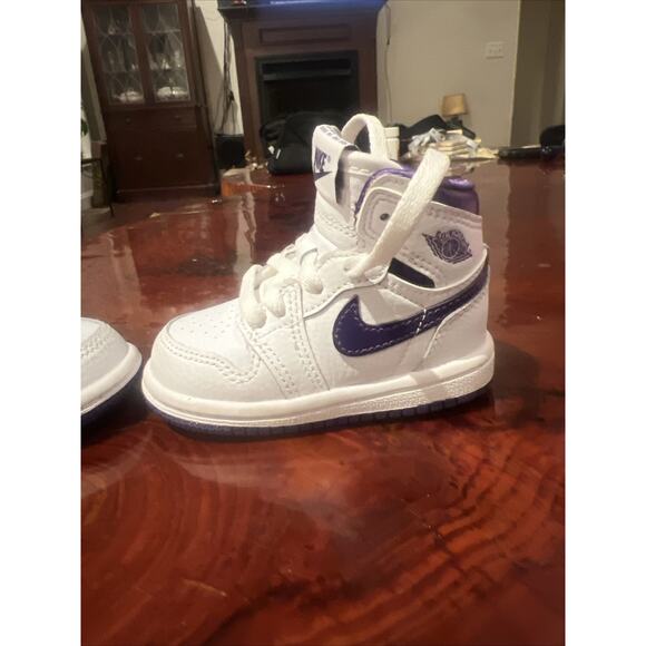 Nike Air Jordan 1 Retro High OG TD Court Purple - Picture 10 of 10